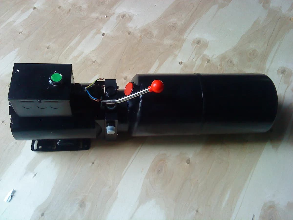 81523004 Гидростанция 380В  4HP Электрическая трехфазная (3кв) от 5тн до 7тн.