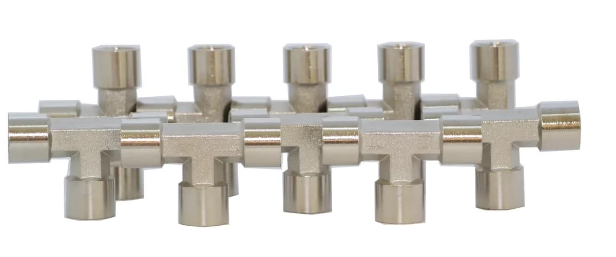 KraftWell KRW-TT14F3-10 Тройник Т-образный F1/4"-F1/4"-F1/4", 10 шт